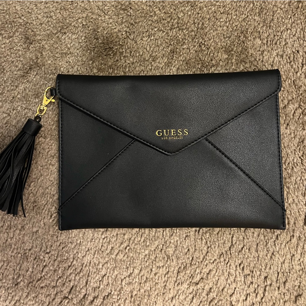 Guess Clutch